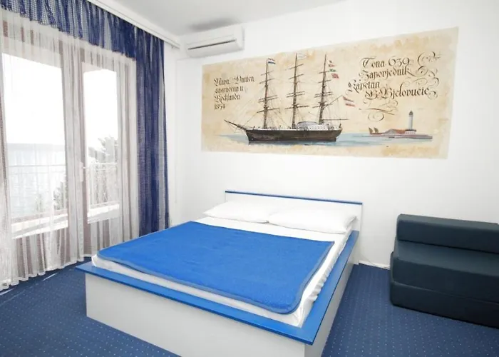 Апартаменты By The Sea Starigrad, Paklenica - 6533